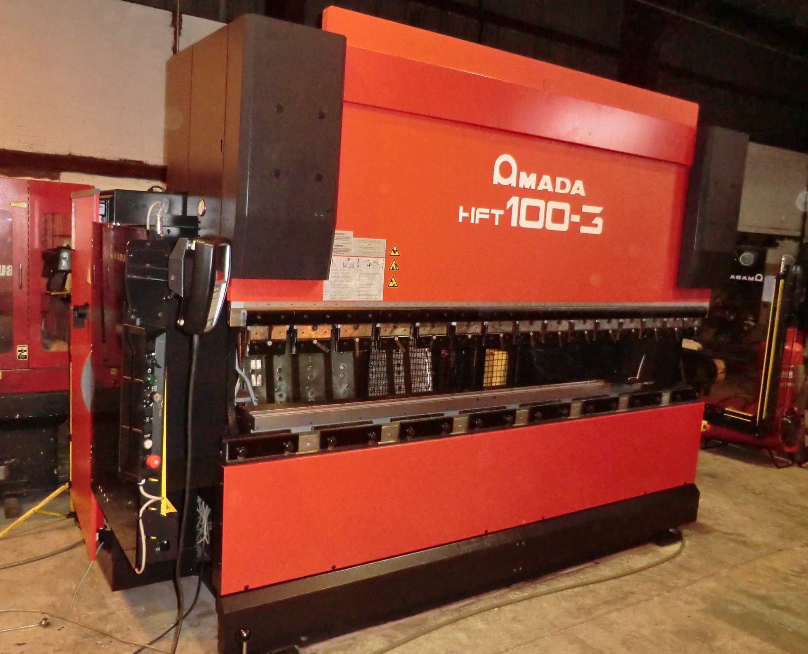 Листогибочный пресс AMADA HFT 100-3 в MetalX